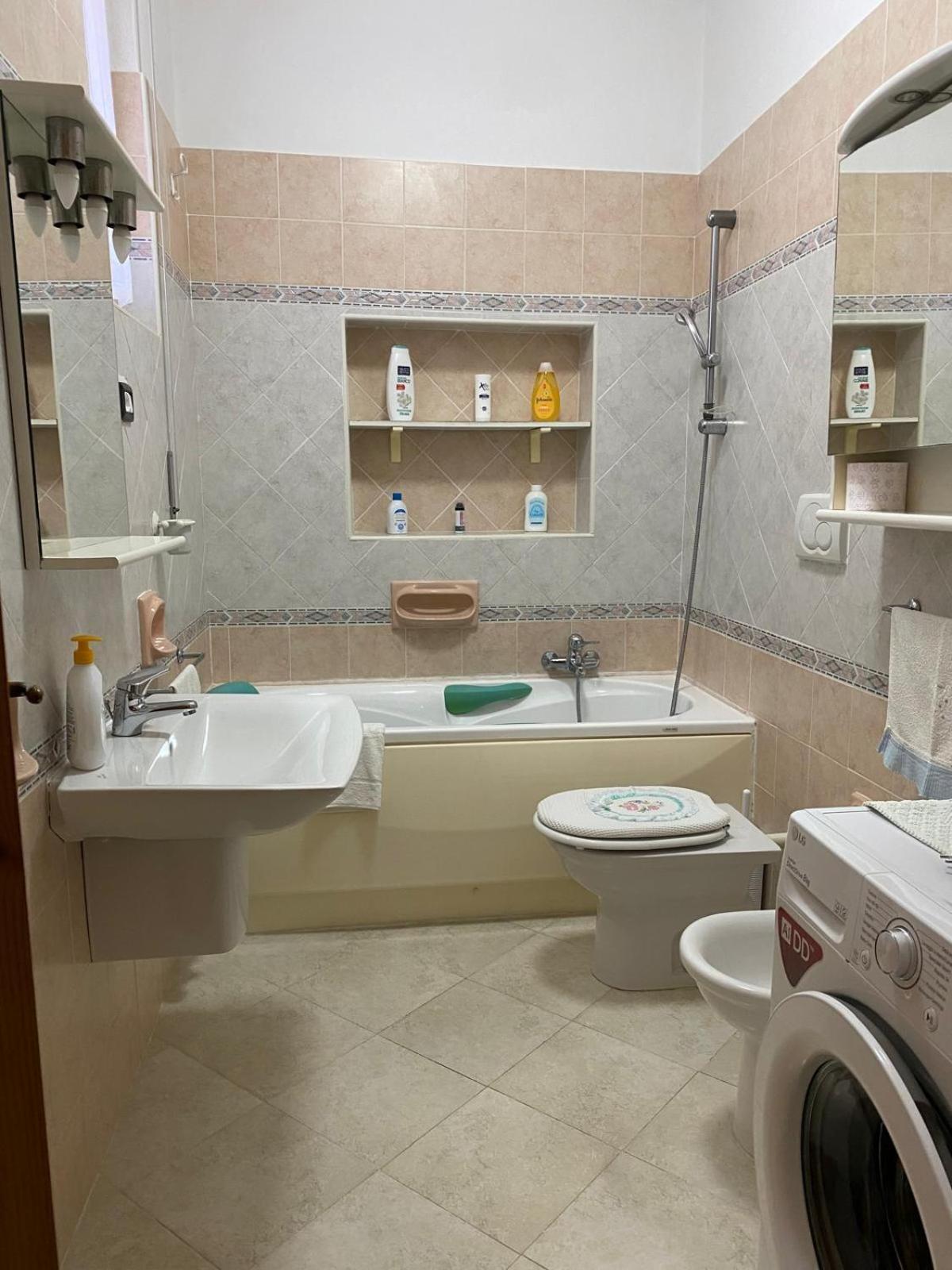 Lemon House Appartement Sassari Buitenkant foto