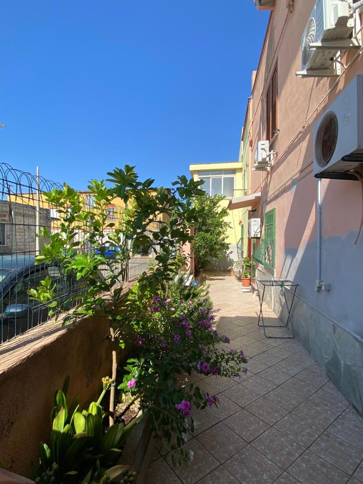 Lemon House Appartement Sassari Buitenkant foto